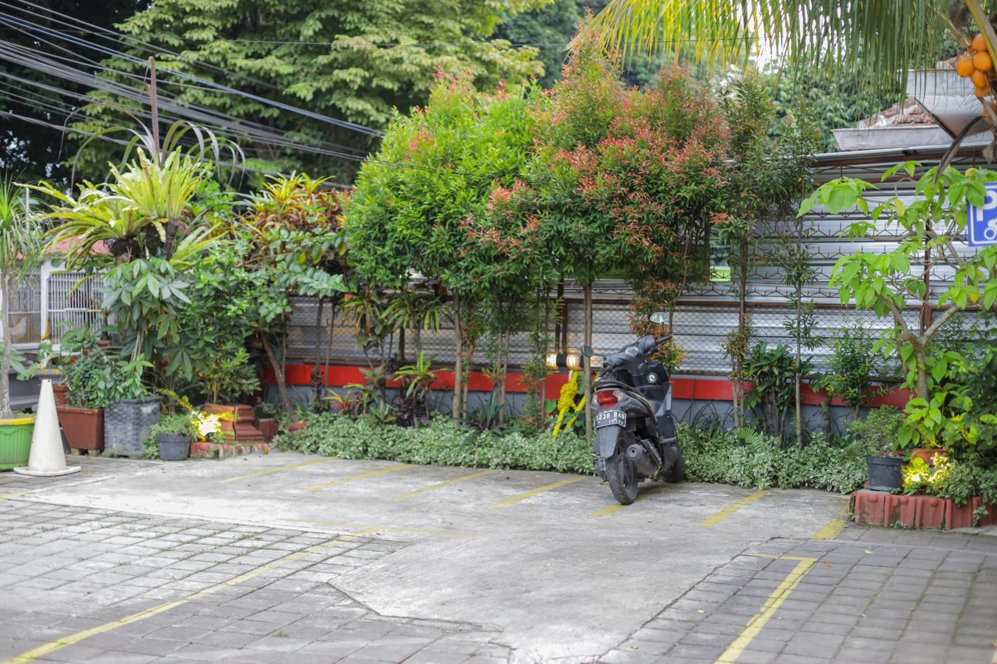Reddoorz Plus At Swun Stay Raya Langsep มะลัง ภายนอก รูปภาพ