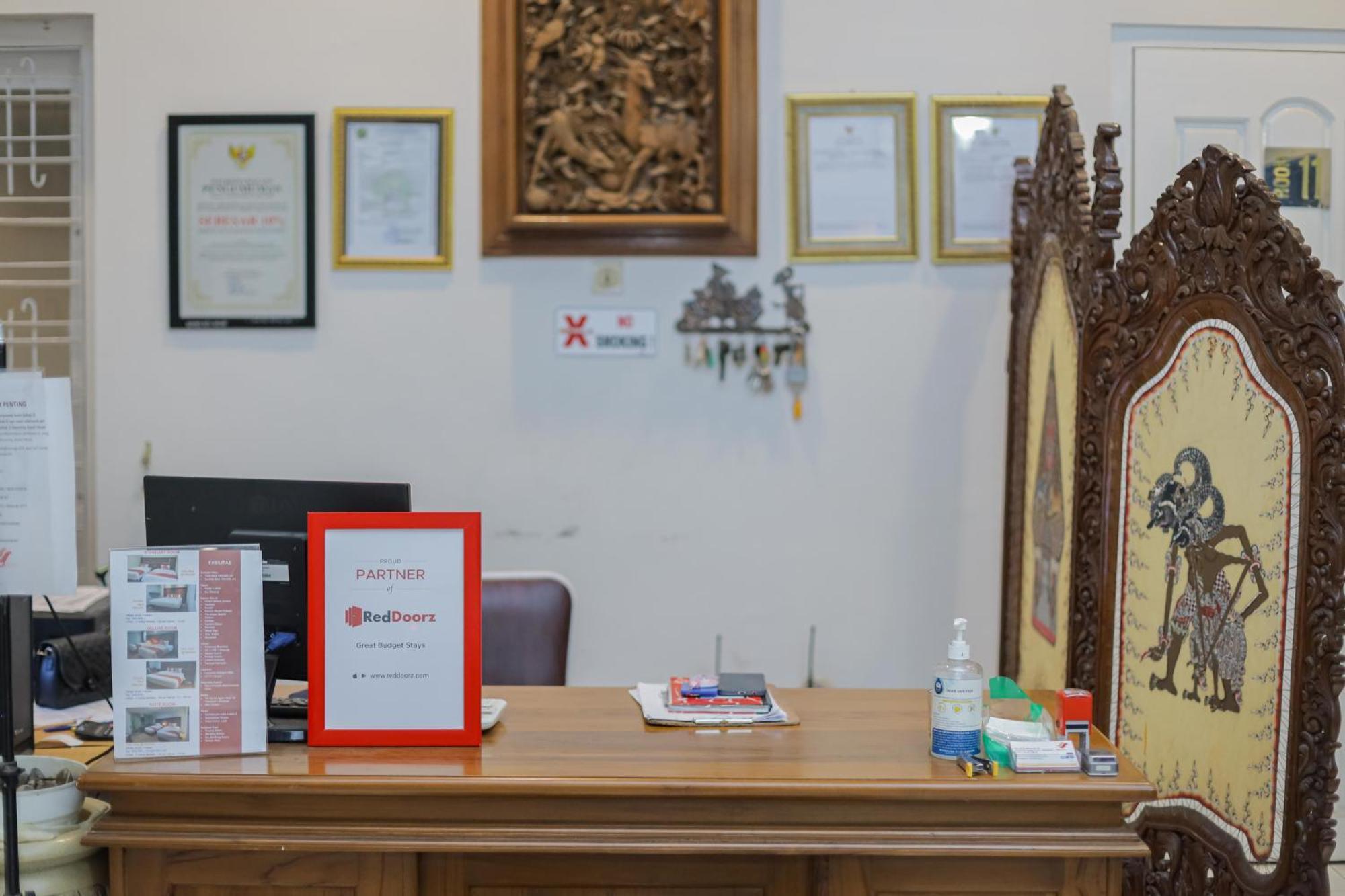 Reddoorz Plus At Swun Stay Raya Langsep มะลัง ภายนอก รูปภาพ